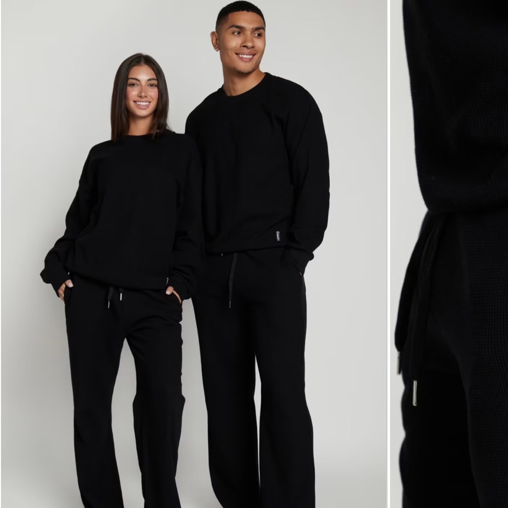 Classic Black Sweatshirt and Sweatpants Set